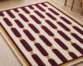 Tappeto geometrico in lana trapuntato a mano, bordeaux, crema e oro, moderno, per soggiorno.