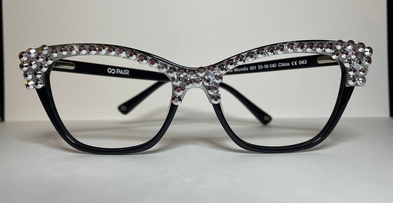 Silver rhinestone on a Wanda brow topper