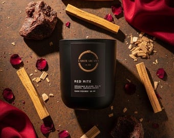 Świeca rytualna na gniew i odrodzenie | Świeca czarownic – The Red Rite | Wędzony oud i cedr
