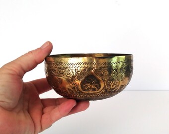 vintage ornate etched brass singing bowl, elephants, India, vintage home ~ GallivantsVintage