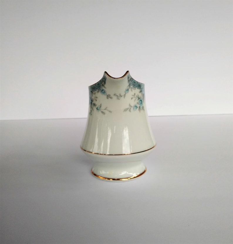 Noritake Avalon 3390 creamer blue grey floral pattern gold rim vintage 1980/'s kitchen dining serving Philippines