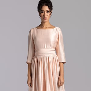 Derby dress, peach wedding guest dress, bridesmaid dress, mother of the bride or groom dress by Mrs Pomeranz