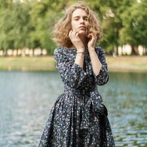 Floral bridesmaid dress in Tana lawn cotton - Wedding guest dress - Midi dress inspired by 1950s by Mrs Pomeranz