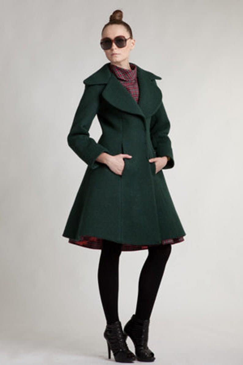 Image of Princess Wool Coat, Women 's Green Pocket Winter Vintage Clothing, Warm Extravagant Coat