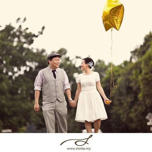 Robe de mariée simple de style vintage par MrsPomeranz