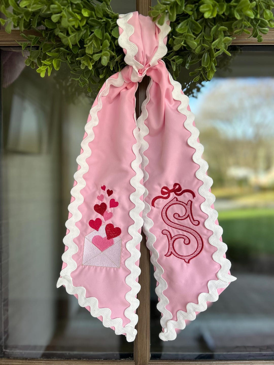 Embroidered Valentine's Day Wreath Sash, Pink Ric Rac Trim - Etsy