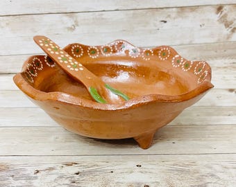 Authentic Mexican Molcajete with Spoon Molcajete Mexicano de Barro con Cuchara