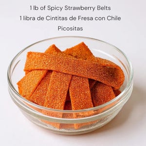 1 lb Mexican Strawberry Spicy Belts 1  Libra De Cintitas de Fresa con Chile Picosositas Mexicanos Saladitos