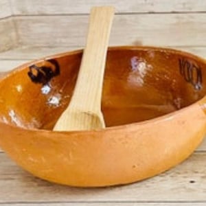 Mexican Salsa/Cheese Plate with wood Spoon Plato Salsero/Quesero de Barro con Cuchara de Madera