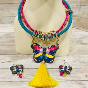 Mexican Artesanal Palm Leaf Heart Shaped Necklace Collar Artesanal Mexicano de Corazon