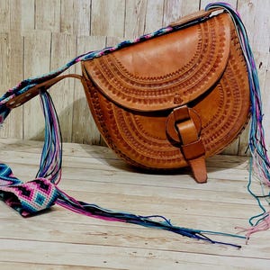 Handcrafted Tooled Western Mexican Leather Crossbody Bag with Woven Straps Bolsa Mexicana de Piel con Correa Tejida