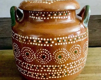 Olla de Barro Decorada con Tapa Clay Pot with lid Fits Up To 2 Kg Terracota Pot