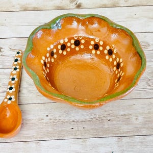 Mexican Terra Cota Bowls Salseros with  Spoons Plato Salsero de Barro con  Cuchara de Barro