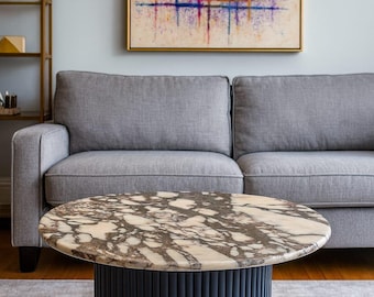 Calacatta Viola marmor soffbord: Modernt runt accentbord med räfflad bas |