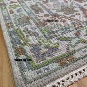 Oushak rug 8x10/9X12/10x14 Turkish knot rug Hand-knotted Vintage Antique Oushak Wool Area Rug for Living Room and dining room.