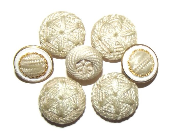 Antique Buttons ~ Pretty Needlework & Fabric in Metal Buttons - Etsy