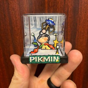Pikmin Diorama Cube: Handmade Papercraft