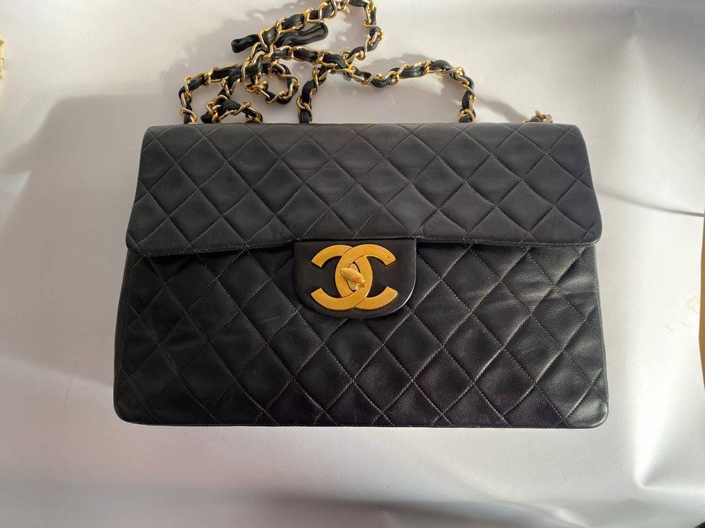 さっちゃん【未使用】【レア】VIPギフトCHANEL AIRLINES 傘 Chanel Airline Umbrella NEW IN BOX VIP Rare To Find | eBay