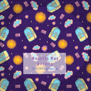 Può includere: Motivo ripetuto con zaini, soli, nuvole e matite dei cartoni animati su uno sfondo a griglia viola scuro. Il design include il testo "Rosette Rue prints 300 DPI Seamless File".