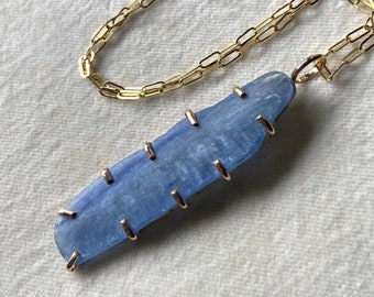 Natural Raw Blue Kyanite Pendant Necklace, Huge Blue Kyanite Pendant, Blue Kyanite Slab Slice Pendant, Kyanite in Golden Setting
