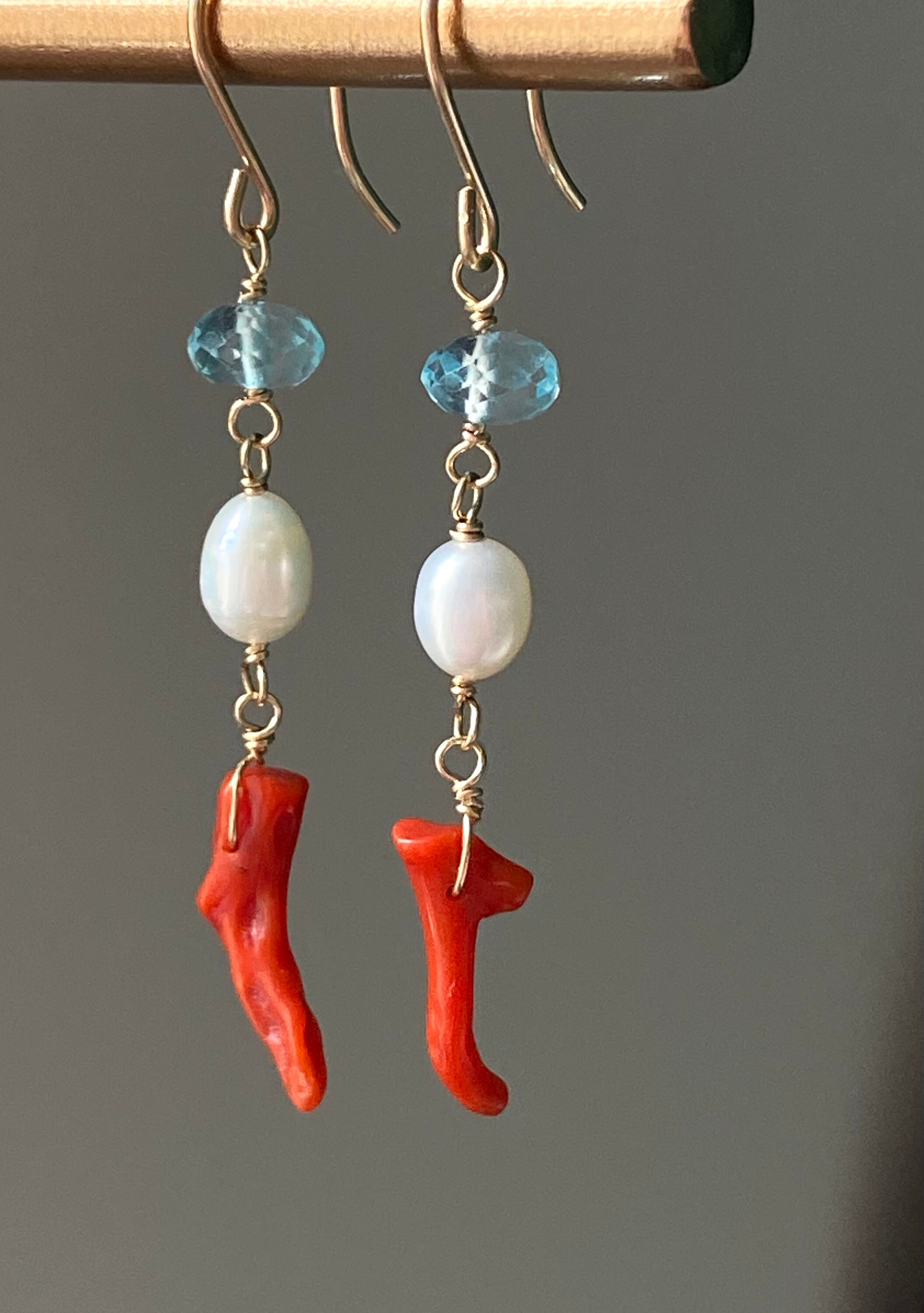 Boucles D'oreilles Anciennes - Corail Rouge & Topaze Bleue Sur Argent Massif 925 - Occasion