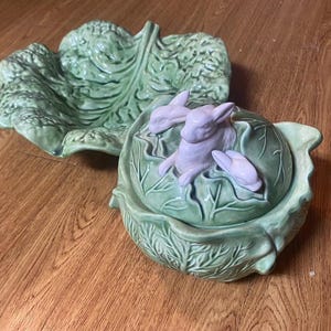 vintage  ceramic cabbage bowl (1973)