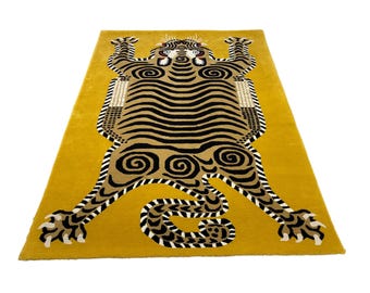 Alfombra de lana con mechones a mano y diseño de tigre / Alfombra Art Déco en color amarillo mostaza