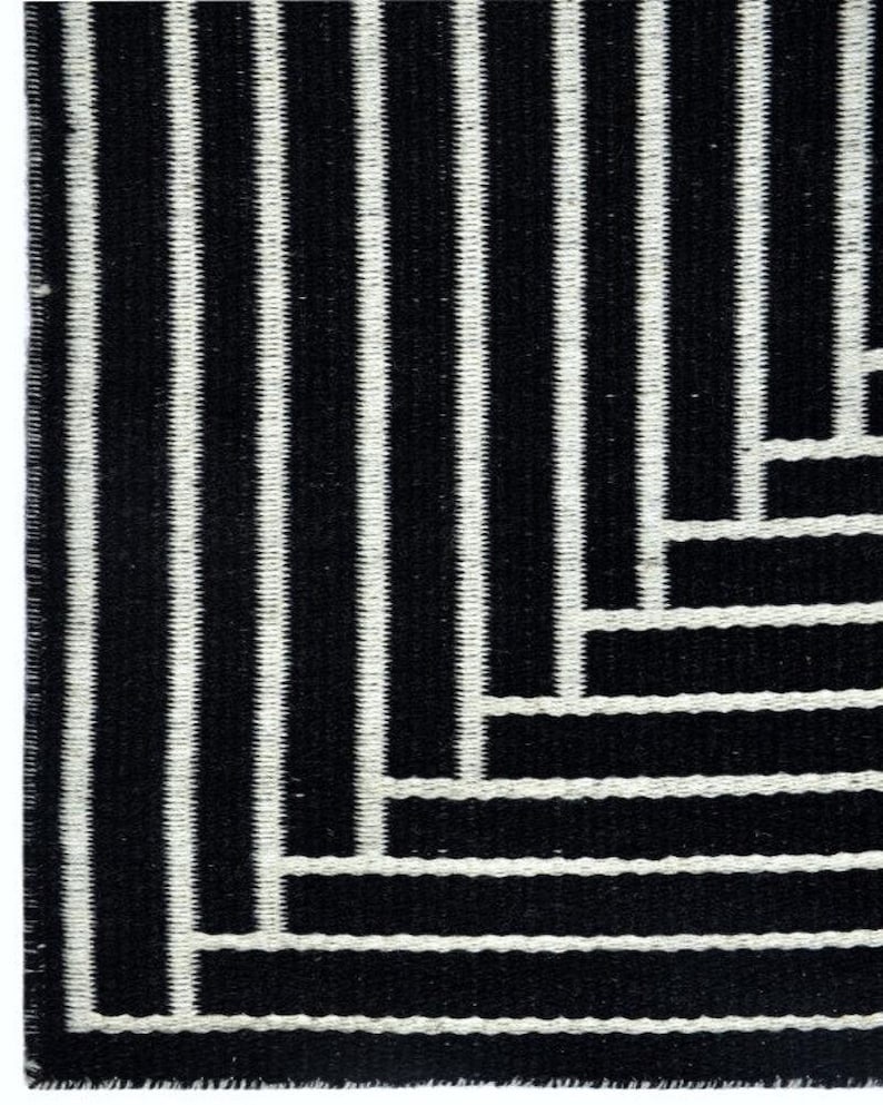Line Pattern Rug Modern Black & White Geometric Rug | Handwoven Minimal Line Pattern ...