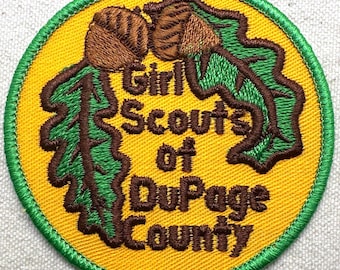 Vintage Girl Scout Patch: Du Page  County Council (obsolete)