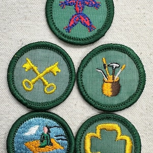 Vintage 1970s Girl Scout RETIRED Junior Proficiency Badges – Choose from 5 Green border Plastic Backing Patches – GSUSA - Sold Separately