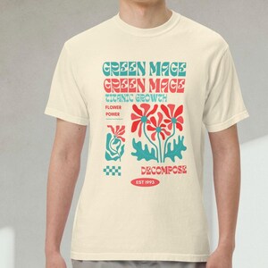 Maglietta Druidcore Green Mage – Maglietta Fantasy Botanica Crema – Parodia di un gioco di carte retrò ispirato alla magia – Abbigliamento streetwear Flower Power TCG – Design TDOD