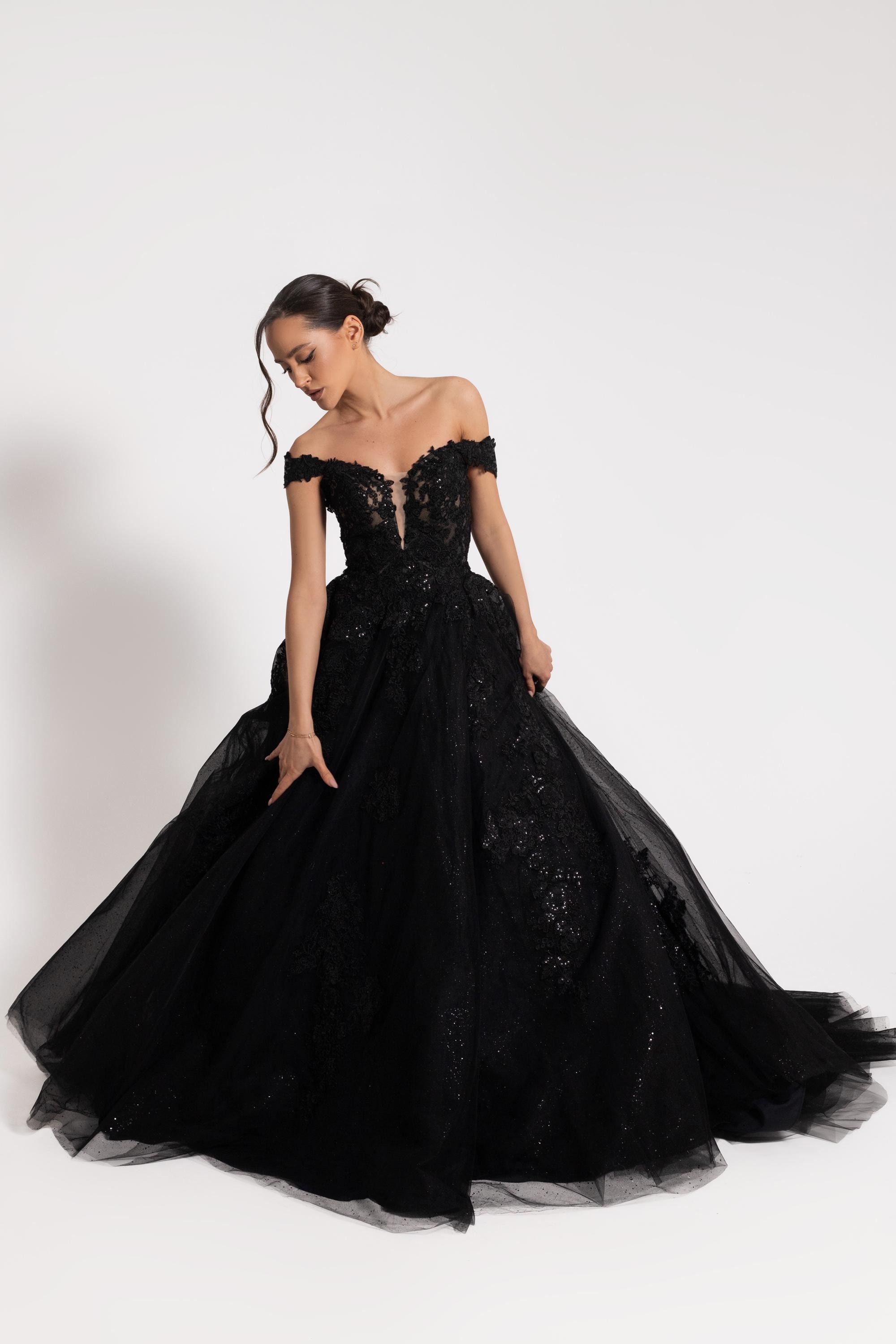 black alternative prom dress Wedding Dress, Wedding Dress, Black Ball Gown A-line Strapless Off-shoulder Sparkly Lace Wedding | RAVENA tomboy prom dress alternatives