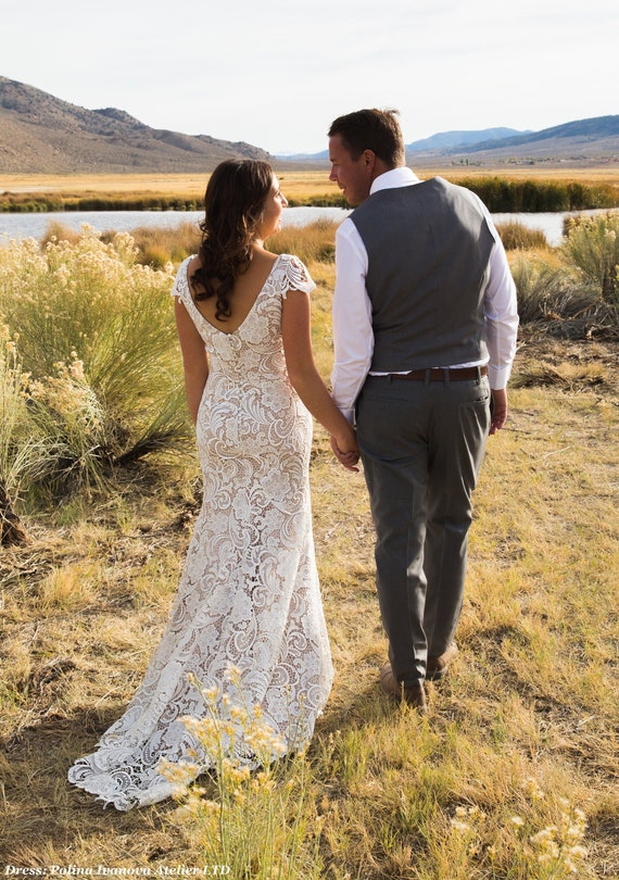 Vestido de novia boho chic de encaje Amore Puro - Valentina Del Sur