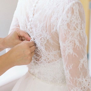 Wedding Dress Lace Topper, V-neckline Lace Wedding Bolero, Bridal ...
