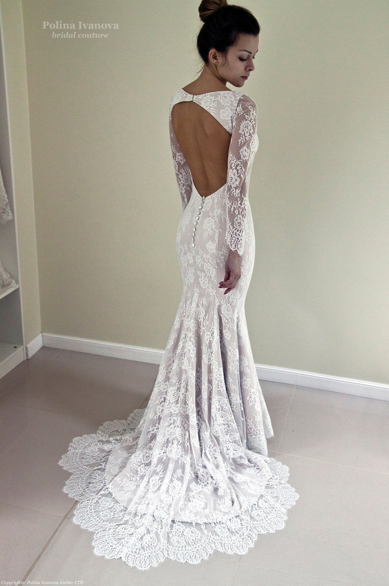 Robe de mariée sirène dentelle dos ouvert bohème