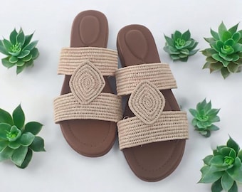 Palm waves raffia sandals