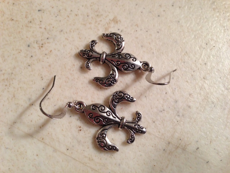 Fleur De Lys Earrings Silver Jewelry LSU Jewellery - Etsy