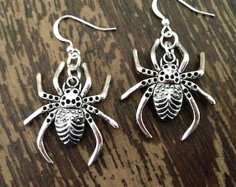 Spider Earrings - Spider Jewelry - Halloween Jewellery - Silver Jewelry - Goth - Fashion - Steampunk