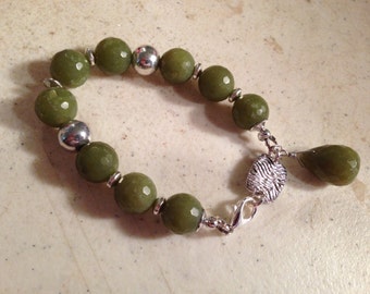 Green Bracelet - Jade Gemstone Jewelry - Chunky Jewellery - Silver - Beaded Bracelet - Fashion - Style
