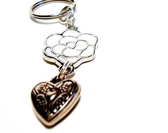 Keychain - Bridesmaid Gift - Heart and Flower - White and Silver - Wedding Gift - Valentine KC-5