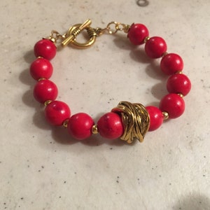 Red Bracelet - Turquoise Jewelry - Gold Jewellery - Gemstone - Fashion - Trendy - Beaded