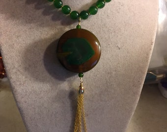 Green Necklace - Gold Jewelry - Jade Gemstone Jewellery - Long - Pendant - Tassel - Fashion