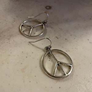 Peace Sign Earrings - Silver Jewelry - Everyday Jewellery - Dangle - Pierced - Symbol - Round
