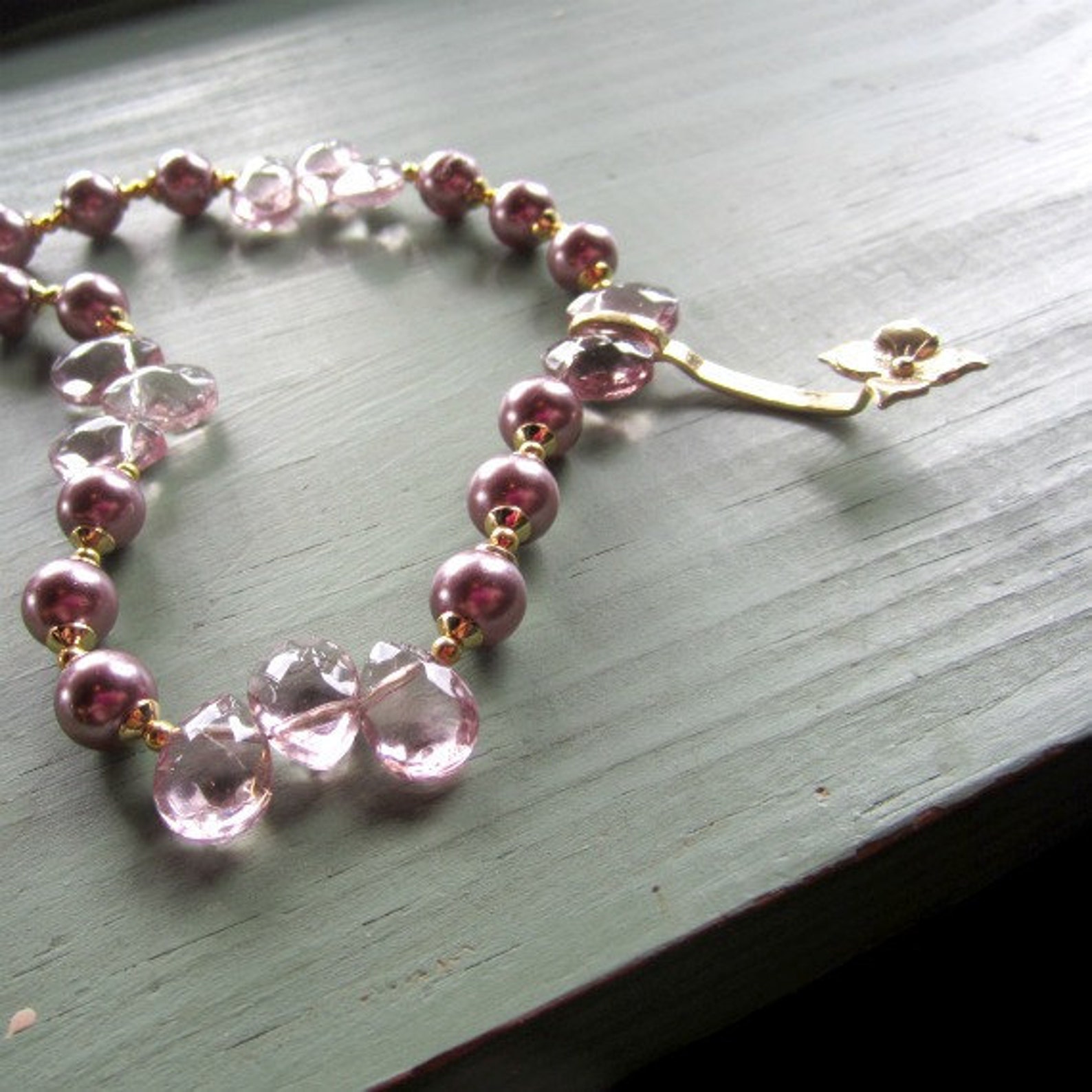 Hand Painted Mauve Pearl and Emerald Floral Necklace main image 0