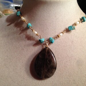 Turquoise Necklace - Gold Jewelry - Gemstone Jewellery - Blackish Gray Pendant - White Pearl - Chic - Boho
