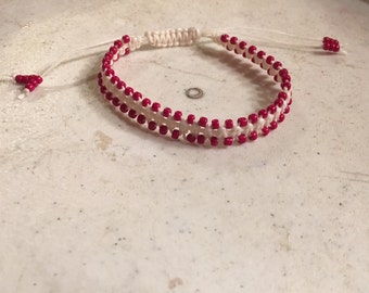 Cream Bracelet - Red Seed Beads - Macrame Jewelry - Adjustable Jewellery - Fashion - Trendy - Beaded - Linen Cord
