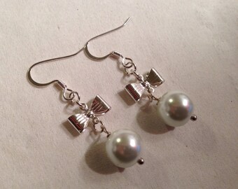 Pearl Earrings - White Wedding Jewelry - Bridesmaid Jewellery - June Birthstone - Silver Bow - Dangle - Pierced - Handmade - Gift - Luet