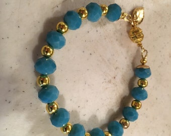Turquoise Armband - Blauwe Edelsteen Sieraden - Gouden Sieraden - Mode - Trendy - Leaf Charm