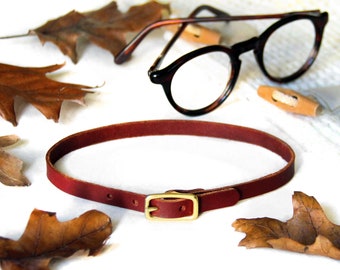 Mini Basic Buckle Choker -- Chestnut Leather Choker