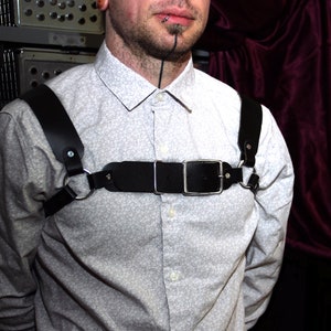 Alpha Harness -- Black Leather Chest Harness